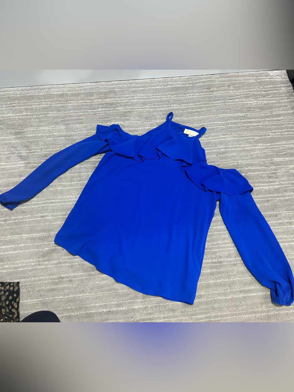Women’s royal Blue  Michael Kors Cold Shoulder Shirt Blouse Sz Small